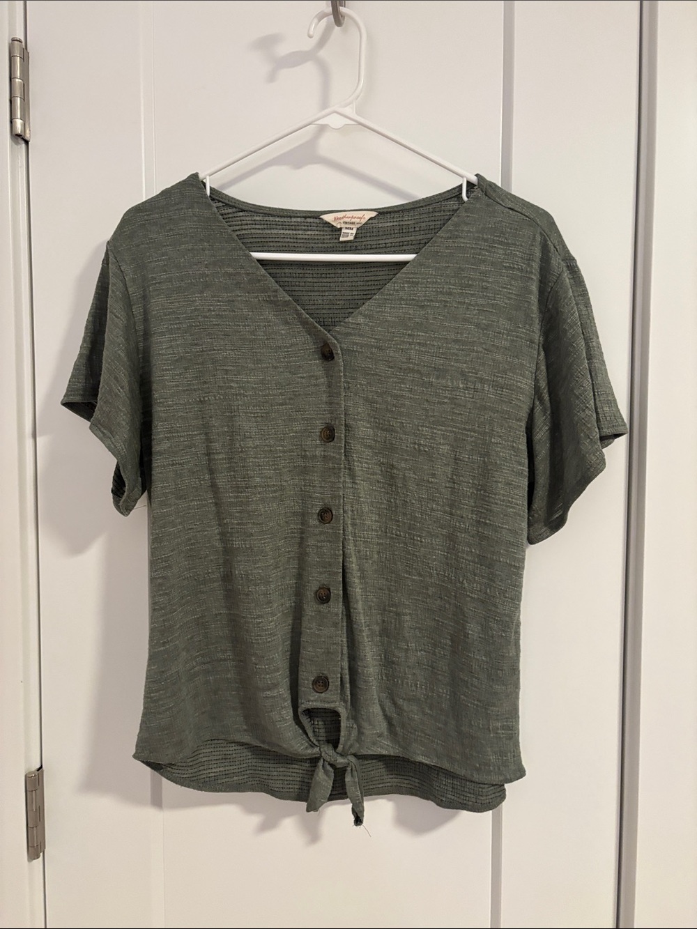 Weatherproof Olive Button-Front Tie Hem Short Sleeve Top
